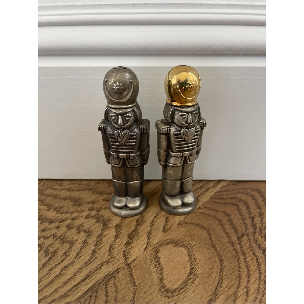 Godinger Silver Treasures Nutcracker Salt Pepper Shakers 1994 Vintage Soldiers